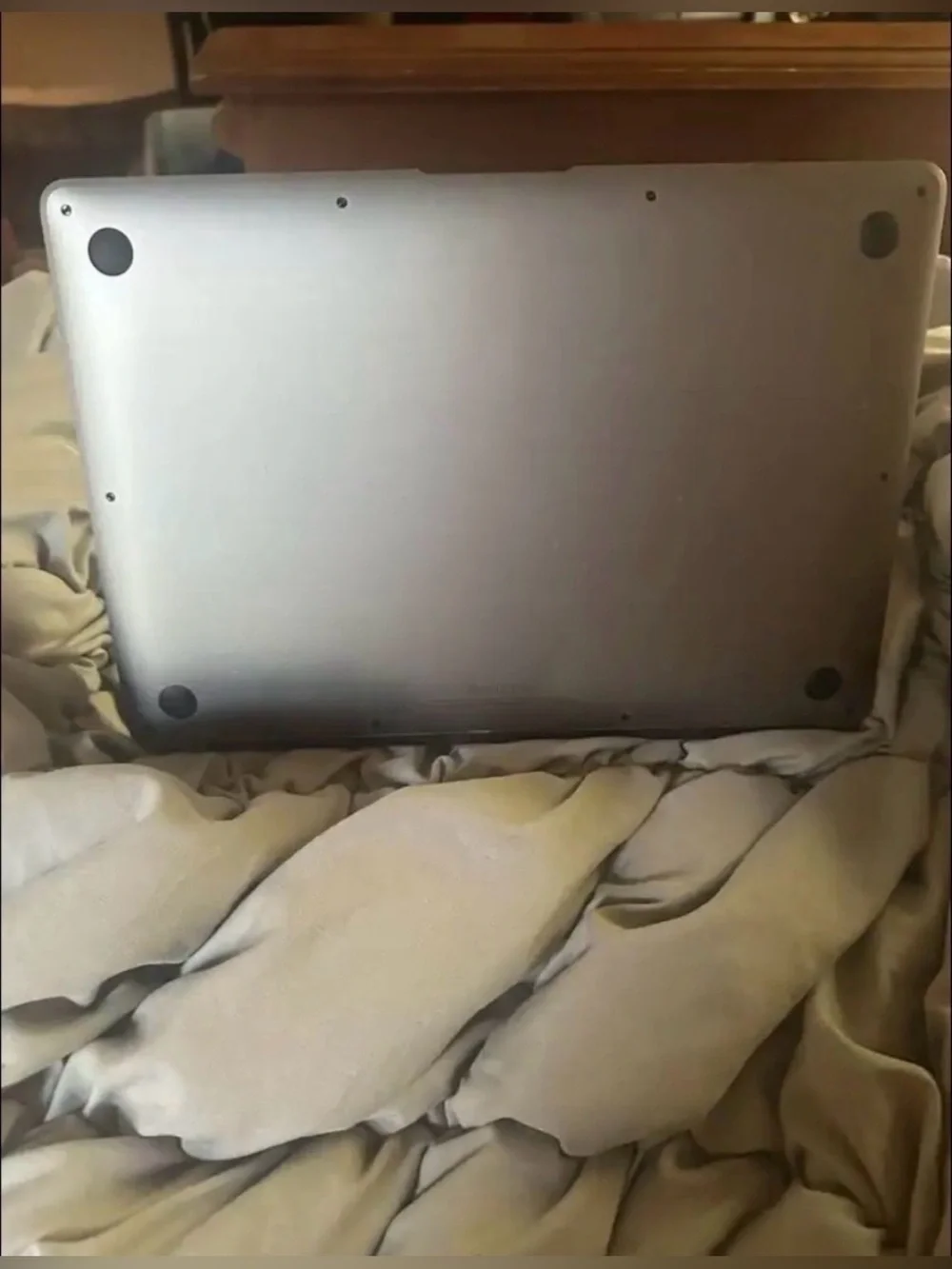 Apple MacBook Air - FAST SHIPPING